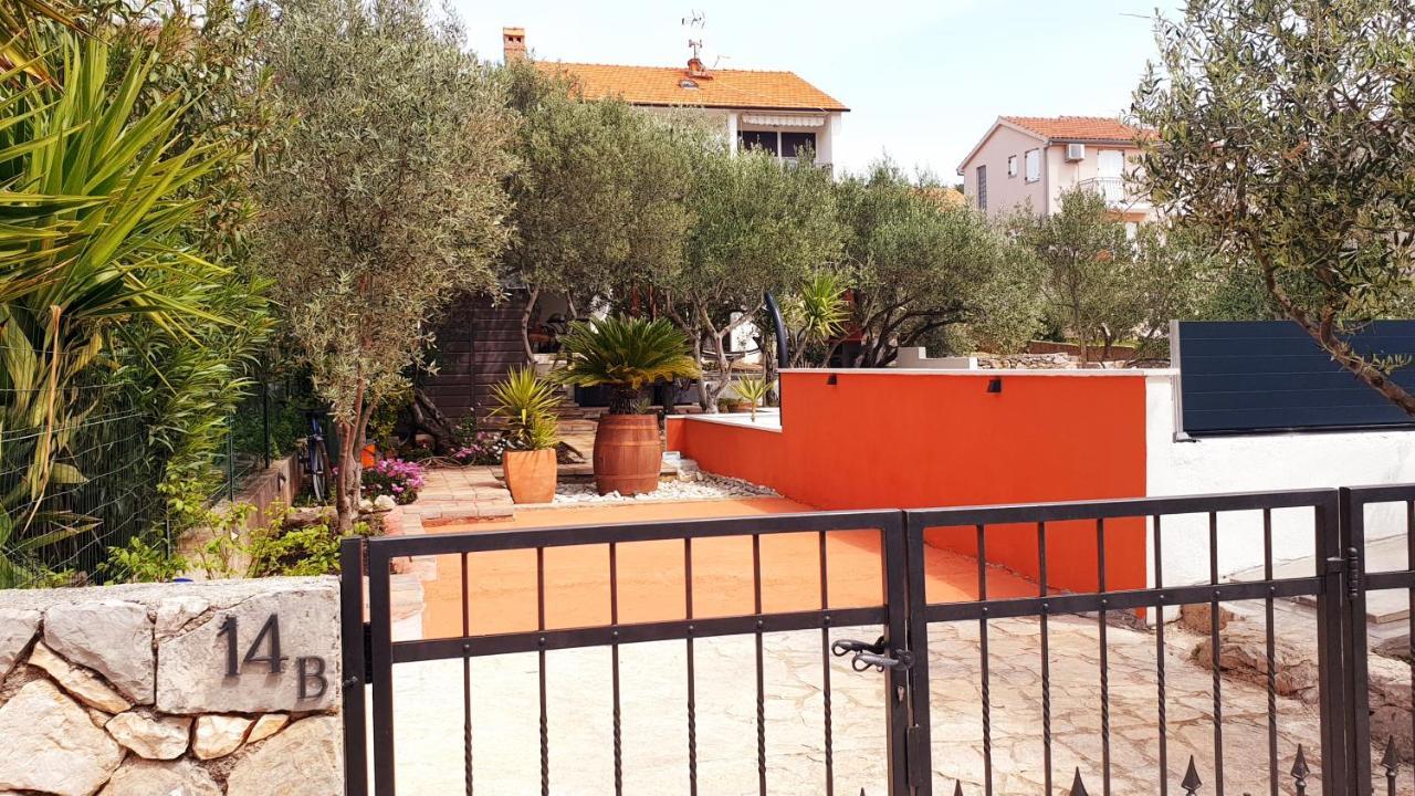 House Oliva With Private Pool And Large Garden Villa Stari Grad  Eksteriør bilde