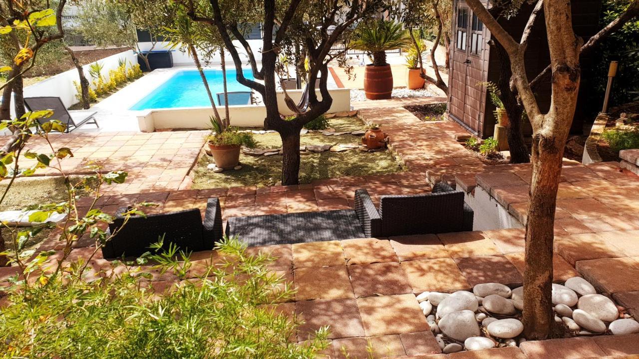 House Oliva With Private Pool And Large Garden Villa Stari Grad  Eksteriør bilde