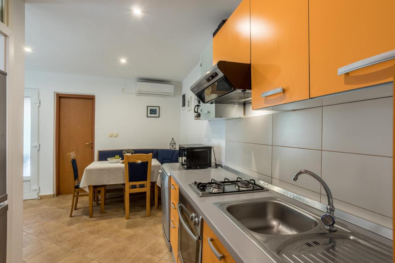 House Oliva With Private Pool And Large Garden Villa Stari Grad  Eksteriør bilde