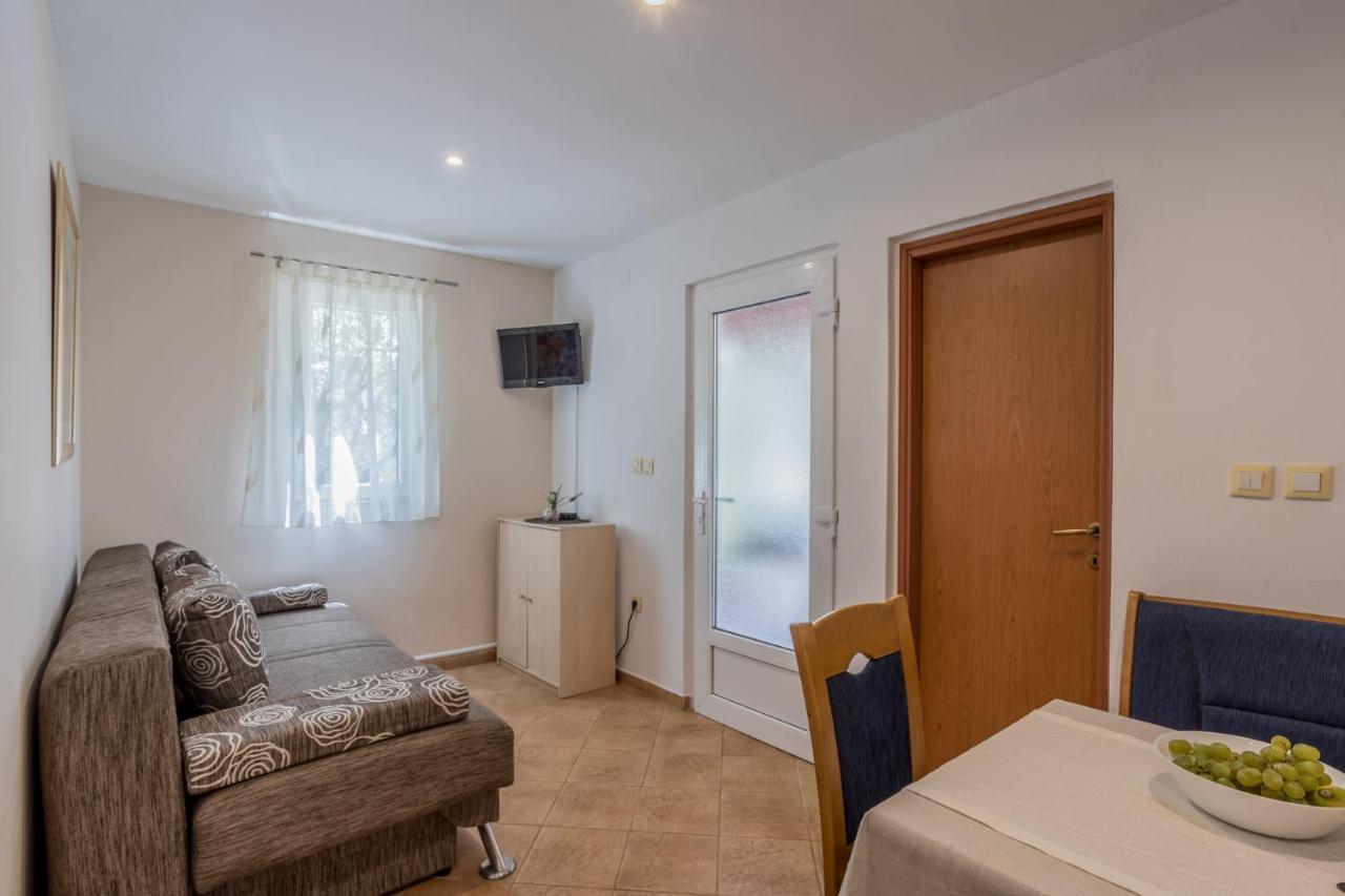 House Oliva With Private Pool And Large Garden Villa Stari Grad  Eksteriør bilde